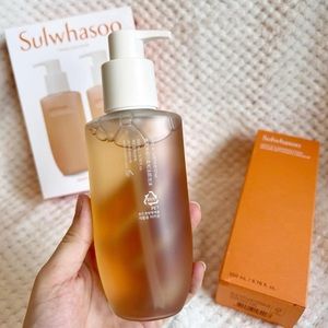Sulwhasoo Gentle Cleansing Foam 200ml Moisturizer Hydrating Cleanser K-Beauty